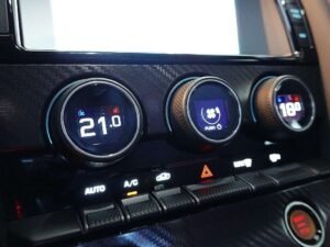 Dual Zone Climate Control
