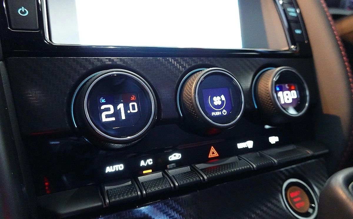 Dual Zone Climate Control
